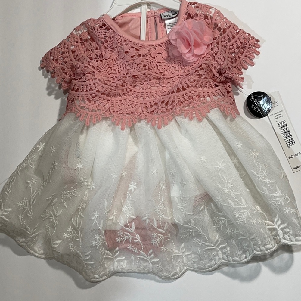 Nicole Miller New York 2pc dress pink and white brand new with tag still on it